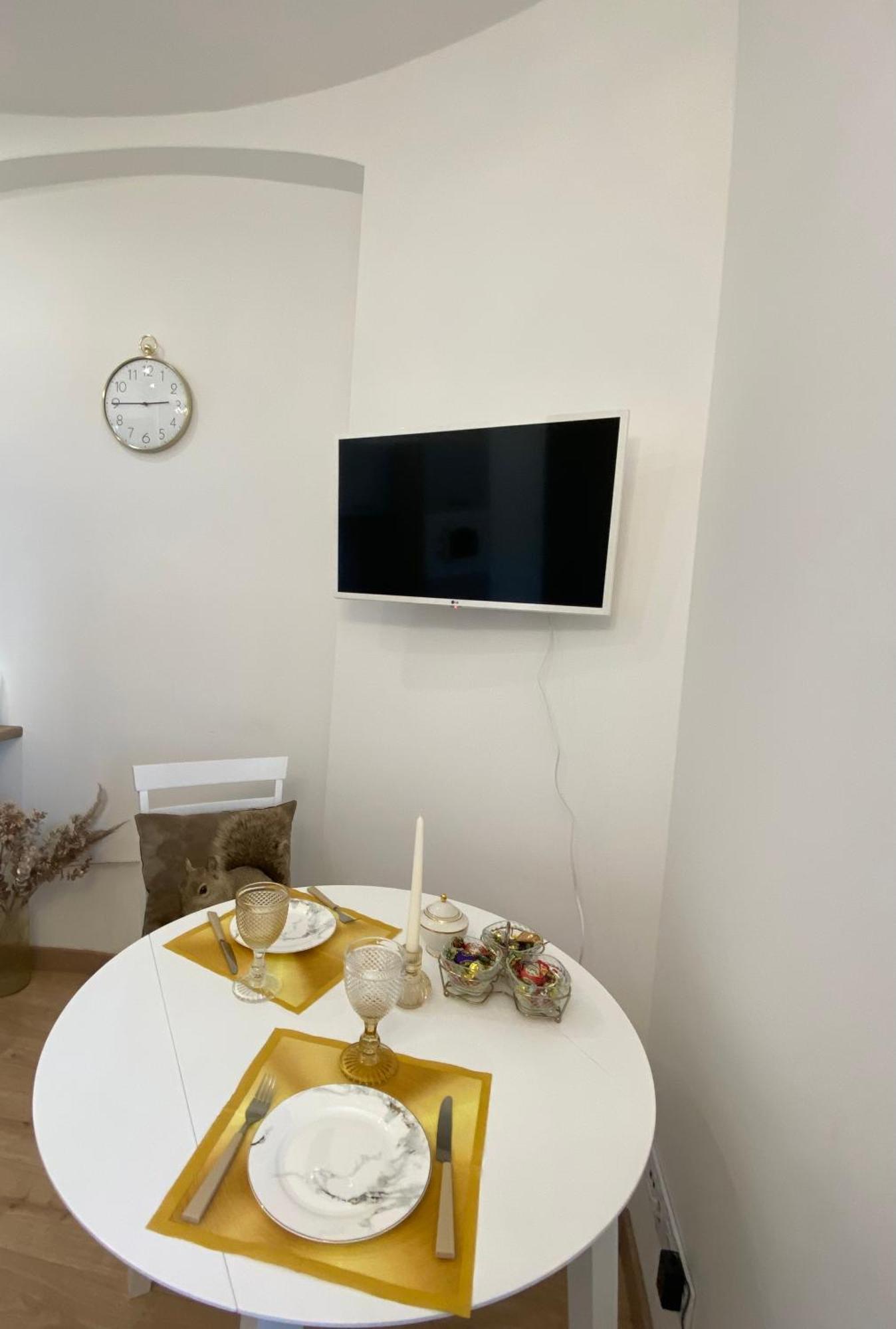 Golden Rush Appartement Riga Buitenkant foto